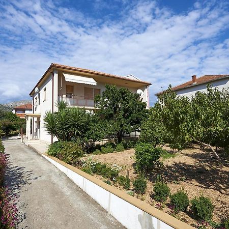 Apartments And Rooms With Parking Space Trogir - 13102 Εξωτερικό φωτογραφία
