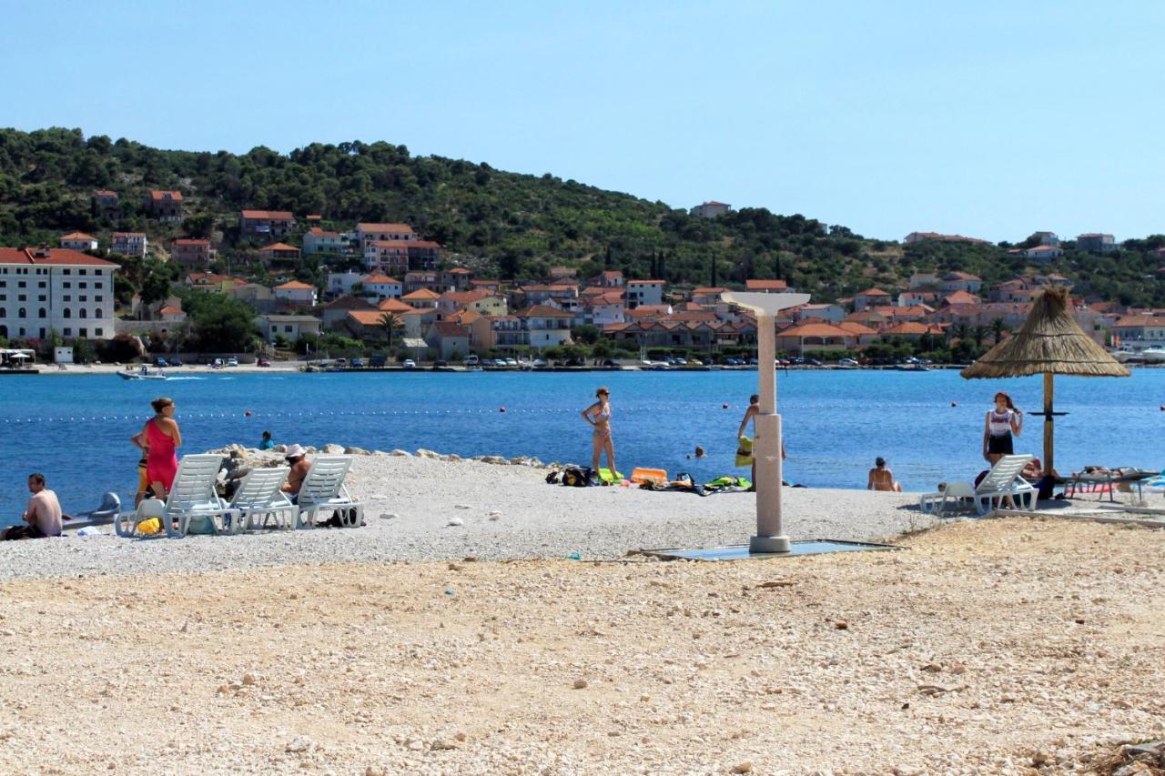 Apartments And Rooms With Parking Space Trogir - 13102 Εξωτερικό φωτογραφία