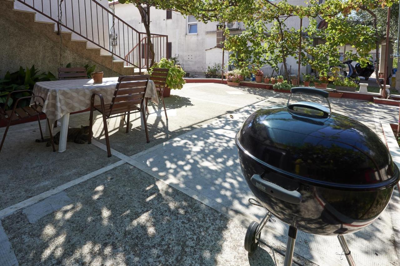 Apartments And Rooms With Parking Space Trogir - 13102 Εξωτερικό φωτογραφία