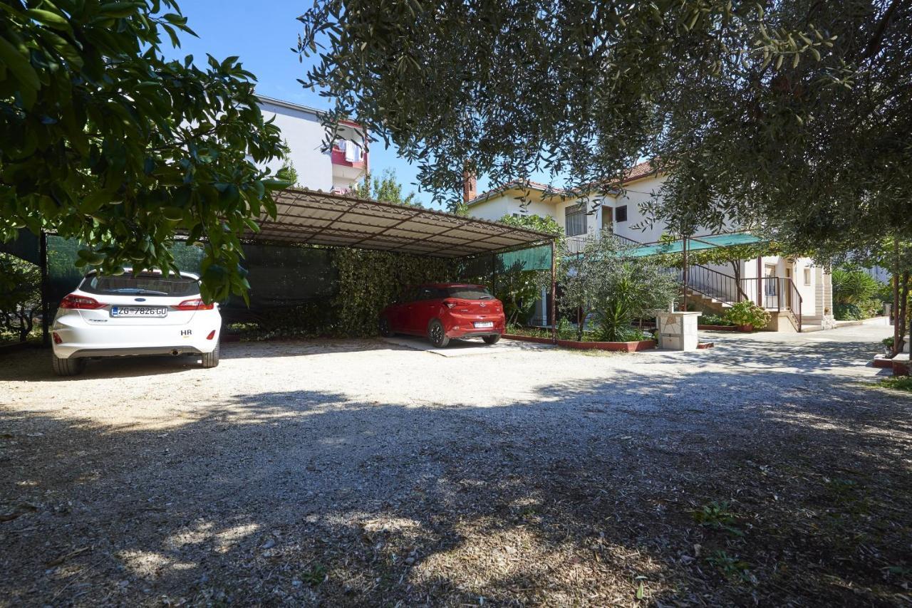 Apartments And Rooms With Parking Space Trogir - 13102 Εξωτερικό φωτογραφία