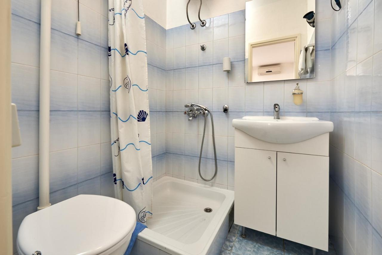 Apartments And Rooms With Parking Space Trogir - 13102 Εξωτερικό φωτογραφία
