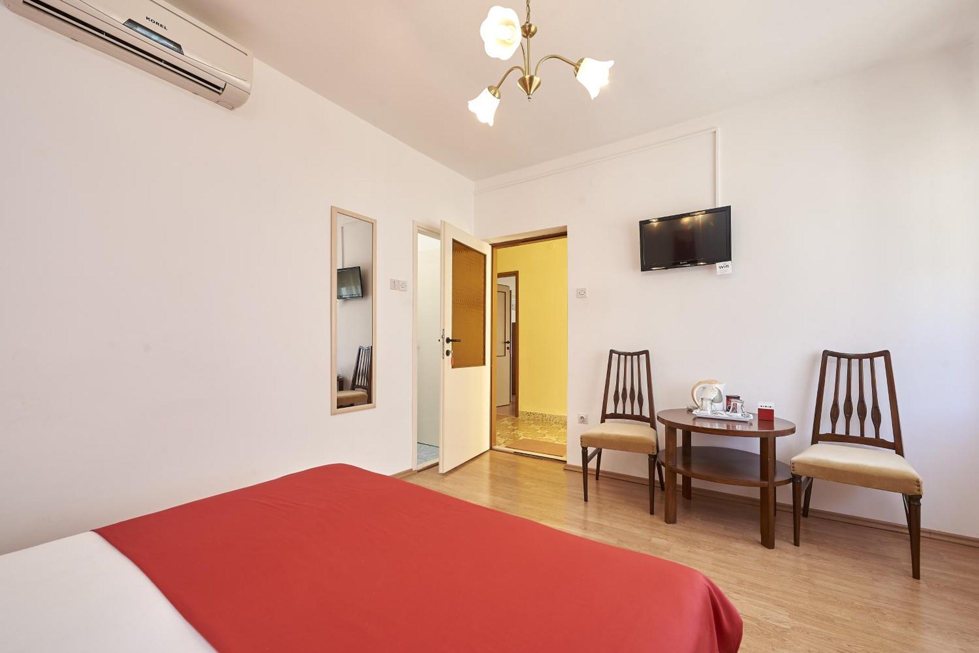 Apartments And Rooms With Parking Space Trogir - 13102 Δωμάτιο φωτογραφία